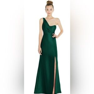 ALFRED SUNG Trumpet Gown